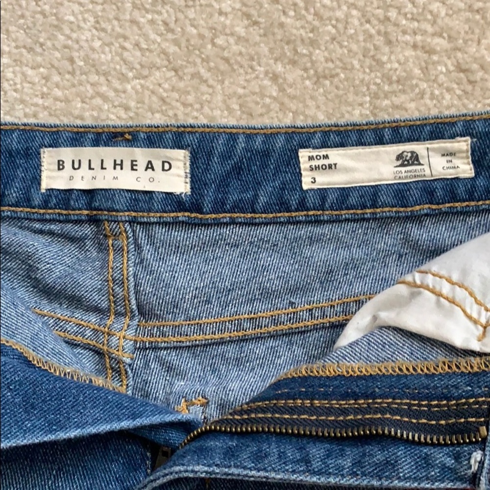 Bullhead shorts - Picture 3 of 3